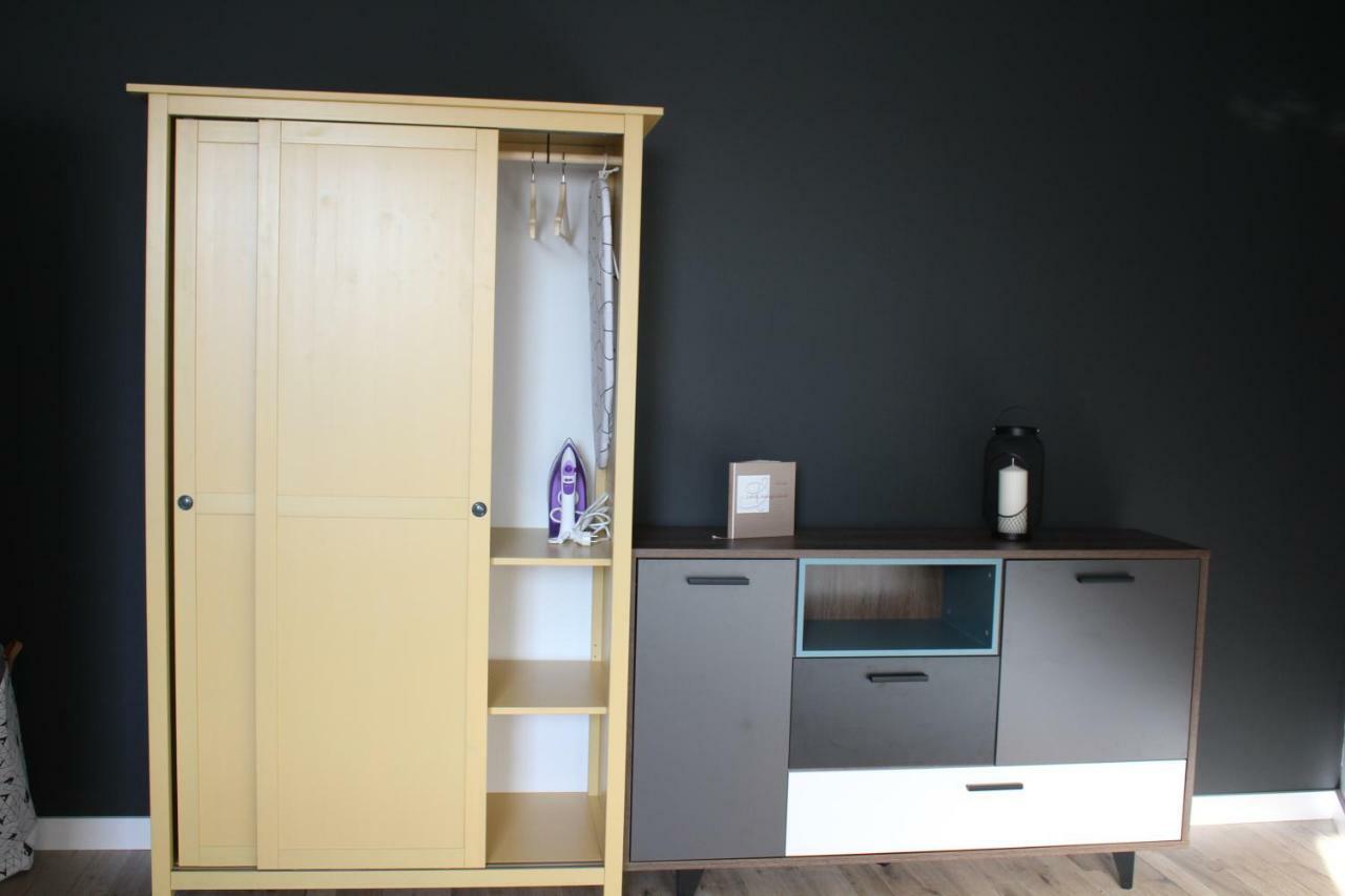 Simple & Elegant Apartment Liepāja Buitenkant foto