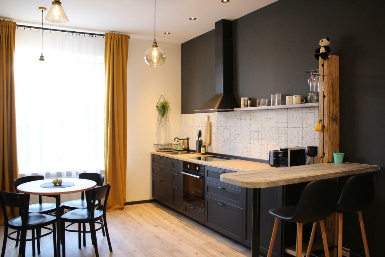 Simple & Elegant Apartment Liepāja Buitenkant foto